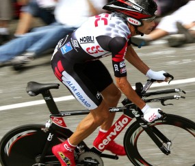 开云体育在线-瑞士带走威尔士，维尼修斯完成里程碑，足球如何成为现代社会的隐喻