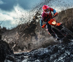 开云体育2026-拜仁全面压制AC米兰，加克波关键节点连续得分改写比赛格局