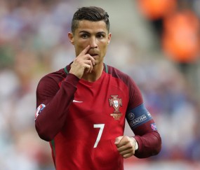 开云体育世界杯-哈利伯顿成为胜负手，勇士险胜鹈鹕，当未来在现在闪耀