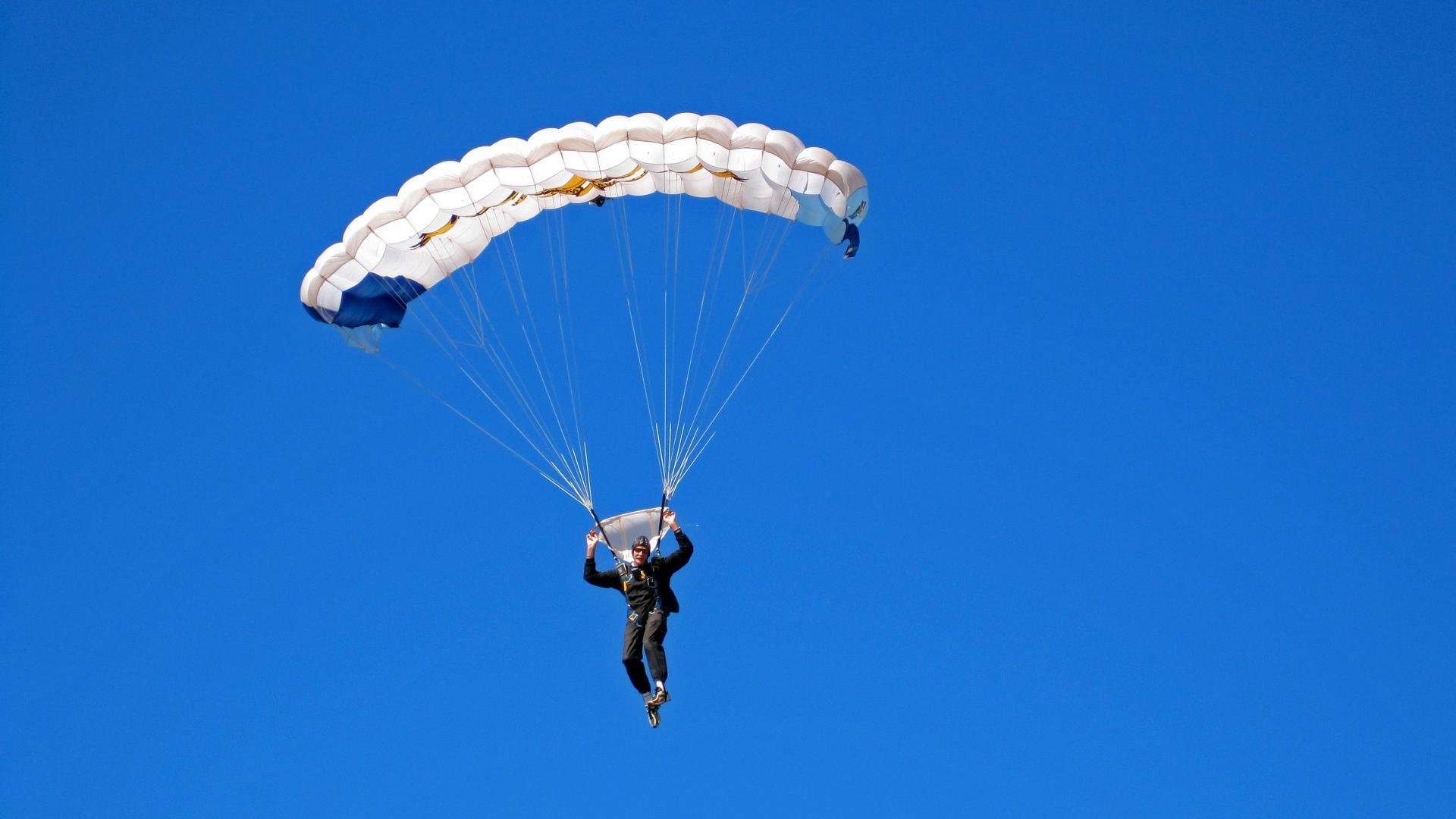 皇马打穿波兰,楚阿梅尼如何用钢铁意志重塑欧洲足球版图